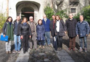 Foto-di-gruppo-per-la-consegna-dei-lavori-Gurrida-Sciare-di-S_Venera-18-dicembre-2014-001