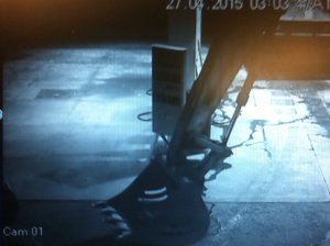 ESCAVATORE IN AZIONE