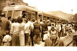 La stazione di Francavilla di Sicilia il 4 giugno 1959 in occasione della giornata inaugurale della ferrovia Alcantara-Randazzo