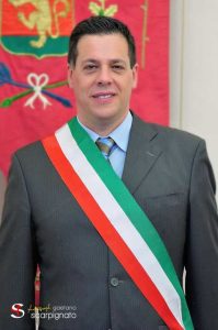 Michele-Mangione-sindaco-Istituzionale