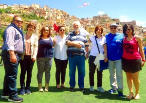 CASTIGLIONE DI SICILIA, FESTA DELL'AQUILONE - Dirigenti della Pro Loco, assessori comunali e collaboratori