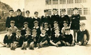 Taormina, scuola elementare Vittorino da Feltre - Gli alunni dell'insegnante Raffaele Falletta nella prima classe elementare