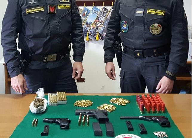 Catania, un arresto per detenzione illegale di armi con matricola abrasa