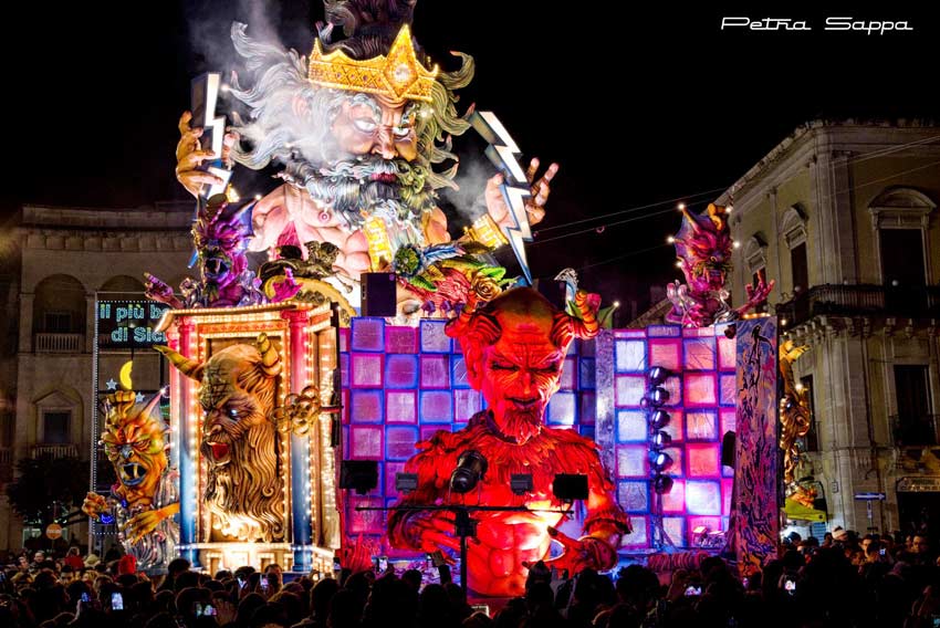 Carnevale di Acireale: il primo premio al Cantiere Ardizzone