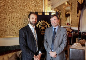 Giarre, borsa di studio ad un giovane fiumefreddese