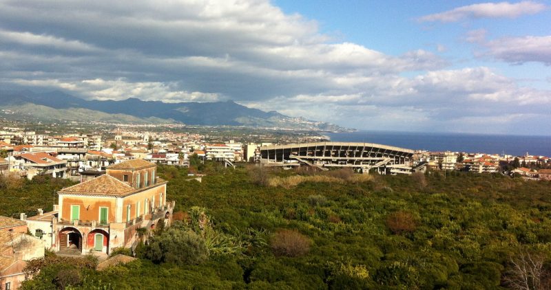 Giarre la palestra di via Pilo potrebbe riottenere l’agibilità? Cala il silenzio sullo stadio di atletica