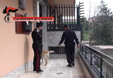 Mascalucia, detenevano cocaina in un’abitazione  VIDEO