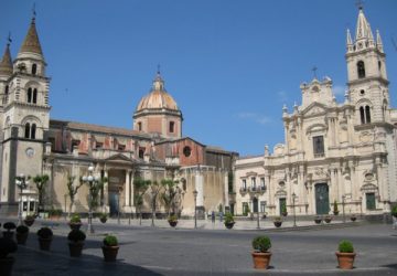 Acireale, in diretta il confronto fra i 7 candidati