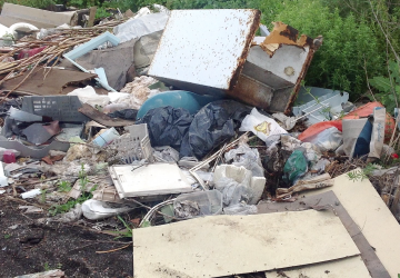 Randazzo, continua la &ldquo;caccia allo sporcaccione&rdquo;