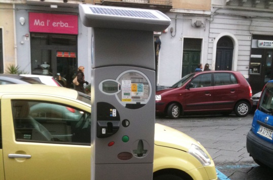 Giarre, nuovo braccio di ferro in Consiglio sulla Giarre parcheggi: passa la mozione della nuova maggioranza