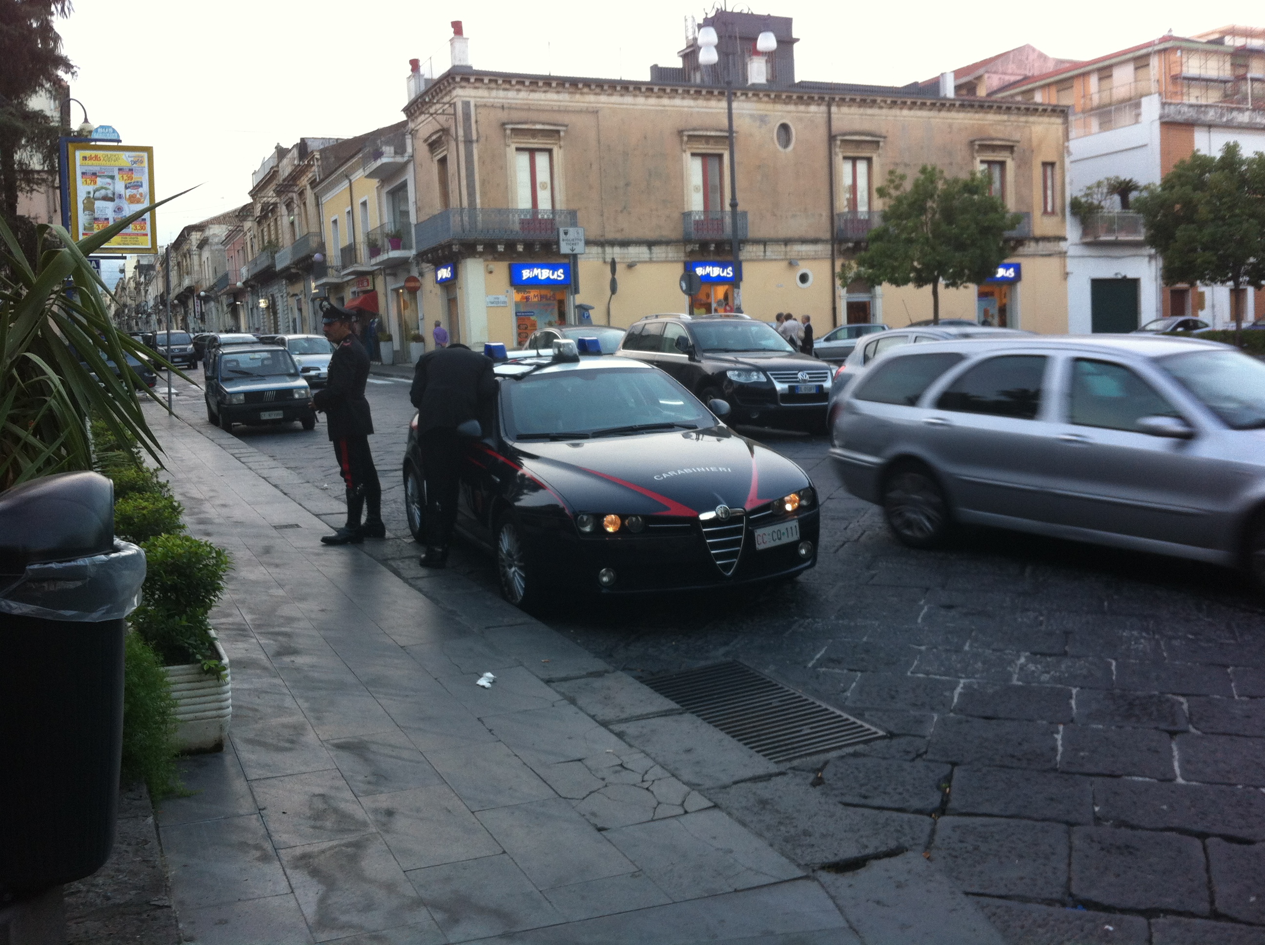Controlli dei carabinieri a Giarre e area pedemontana