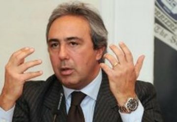 Rimpasto Regione: dimissioni di Fiumefreddo