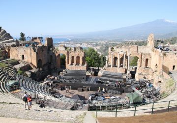 La Pausini inaugura Taormina Arte