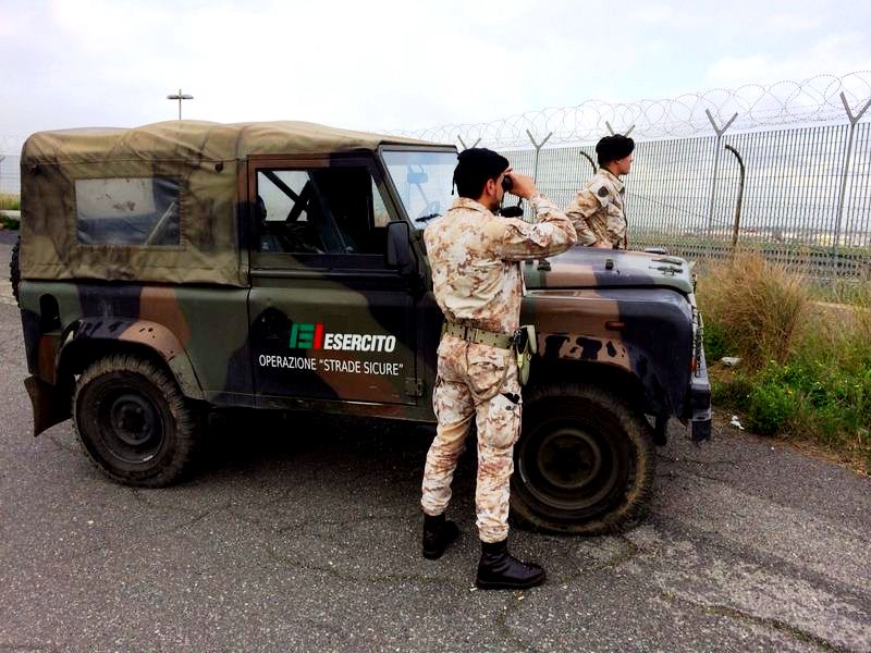 Catania, operazione Strade Sicure Esercito: un arresto per furto