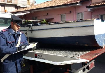 Inserzionista di Belpasso pone in vendita su &ldquo;Subito.it&rdquo; una barca rubata a Riposto. Denunciato