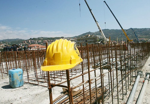 Piedimonte Etneo, controlli nei cantieri edili: due denunce