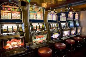 Giarre, a San Giovanni Montebello sequestrate 2 slot machine