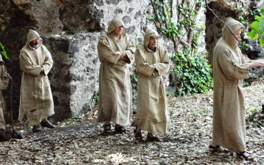 Santa Venerina: eremo di Santo Stefano, ruderi che parlano