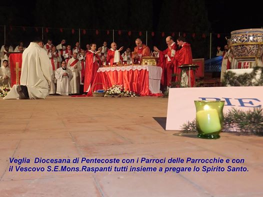 Giarre, una veglia di Pentecoste per rinsaldare la fede