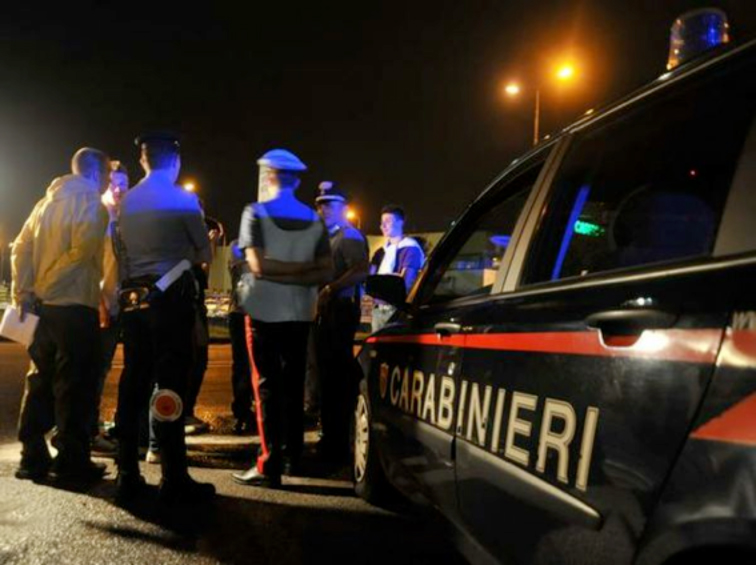 Giarre, non si ferma a posto di controllo: inseguito e arrestato 19enne catanese