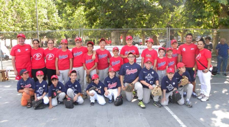 Randazzo, il baseball scende in piazza