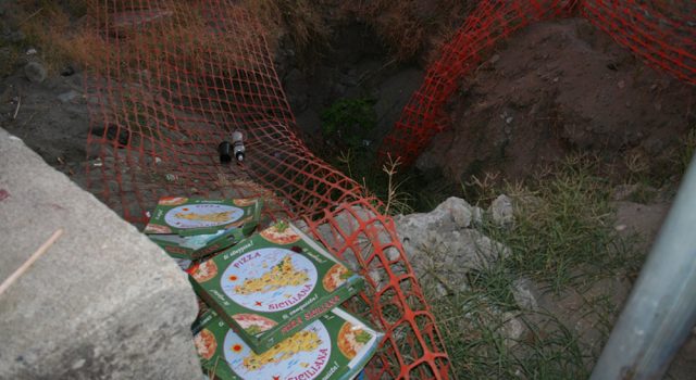 Giardini Naxos, invasione di Ferragosto