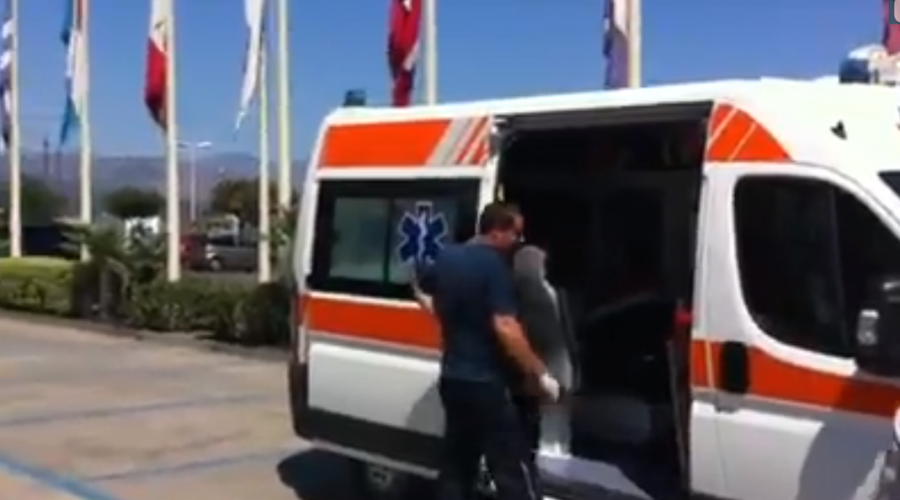 Riposto, 60enne colto da malore mentre si trova sugli scogli. Interviene Elisoccorso VIDEO