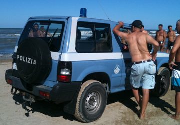 Estate Sicura, controlli interforze lungomare Catania e Aci Castello