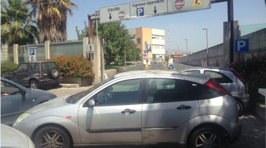 Catania, spaccio davanti ospedale Garibaldi: un arresto