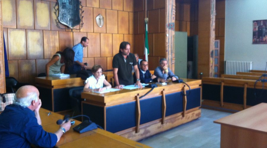 Giarre, audizione inquilini via Carducci. Sindaco propone utilizzo spazi Centro civico