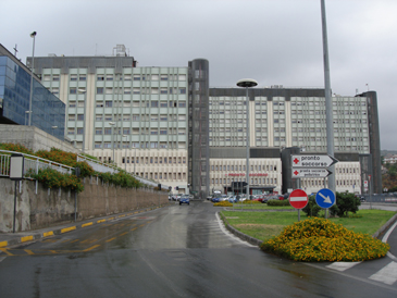 StMicroelectronics, dipendente si ustiona con un acido: ricoverata con prognosi riservata