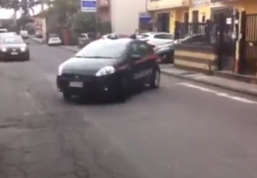 Trepunti di Giarre, carabinieri sventano rapina in banca. Due arresti  VIDEO