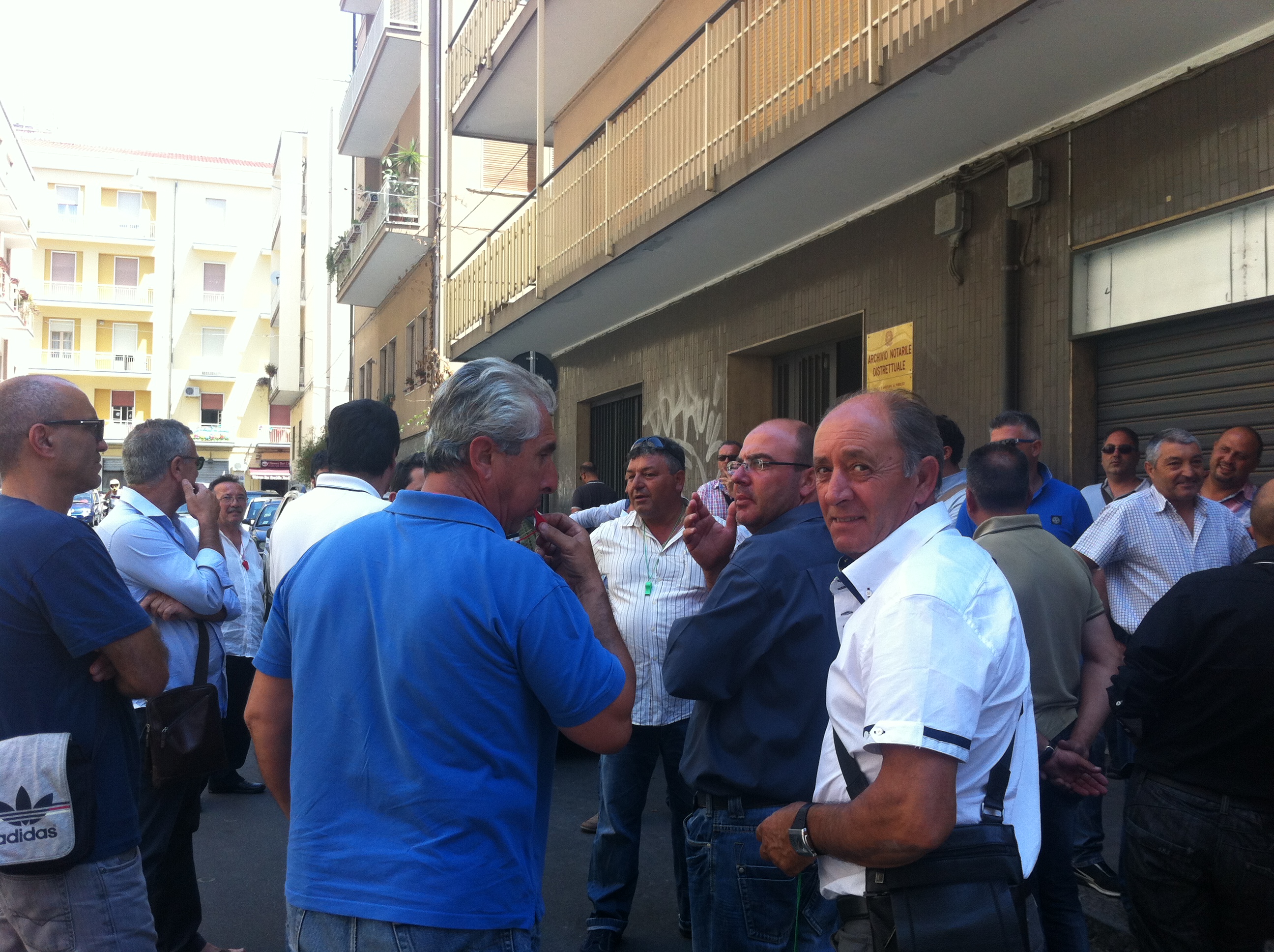 Catania, blocchi stradali lavoratori del Consorzio di Bonifica