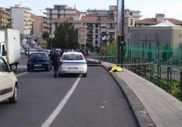 Acireale, tragico incidente autonomo: muore uno scooterista di Aci Catena