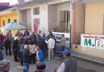 Comiso, il &ldquo;popolo dei forconi&rdquo; salva la casa di Pina e Paolo!