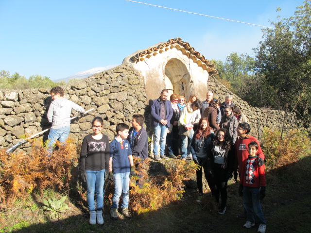 Belpasso, pulito da volontari il sito Cisterna Regina
