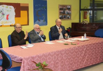 Santa Venerina, presentato l&rsquo;ultimo libro dell&rsquo;on. Andrea Vecchio