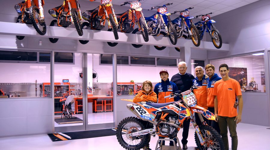 Il presidente FMI Paolo Sesti in visita al KTM De Carli Racing Junior Team