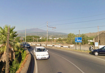 Pasteria, lunghe file sulla Statale 114 per un incidente autonomo: auto si &egrave; capotata