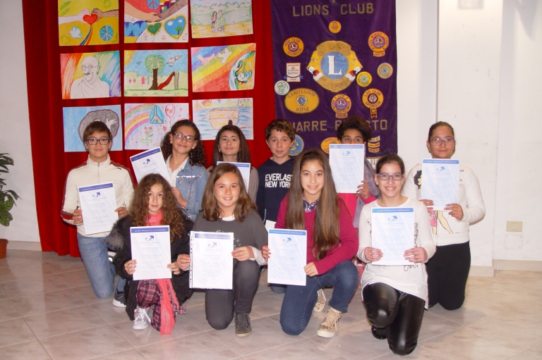 Giarre, “Un poster per la Pace”