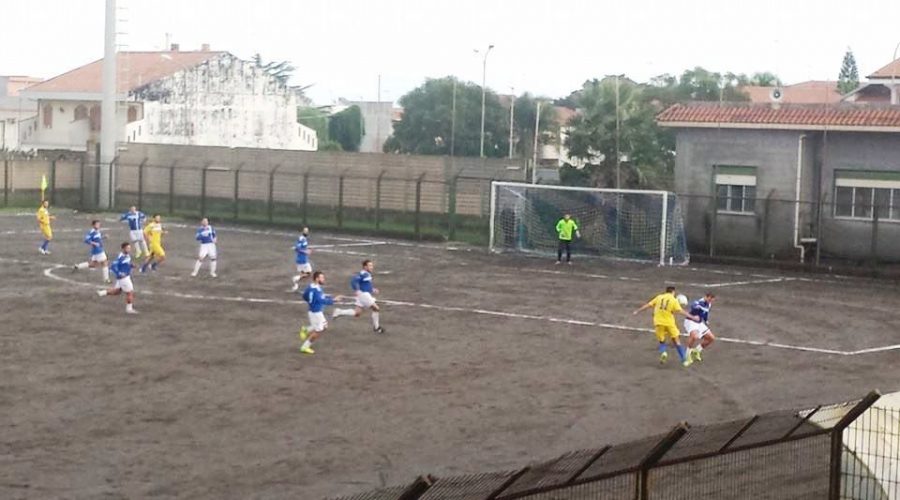 Russo Calcio – Cometa Biancavilla, pari accontenta tutti!