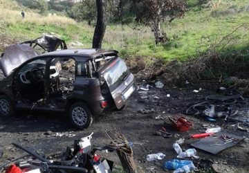 Catania Monte Po, scoperto deposito auto rubate: due denunce