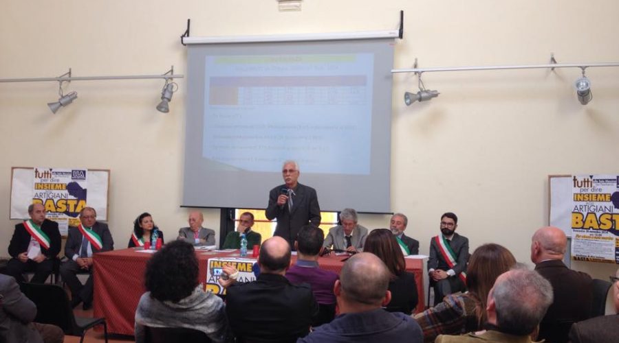 Giarre, gli artigiani gridano basta: la crisi ci ha uccisi