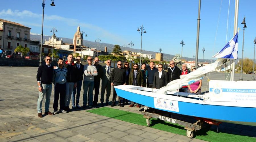 Riposto, varata l’imbarcazione ristrutturata dai detenuti della Casa Circondariale di Giarre