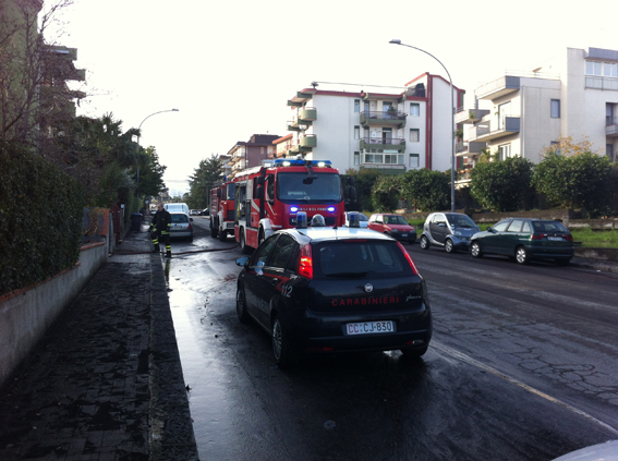 Giarre, divampa un incendio in un appartamento di viale Moro
