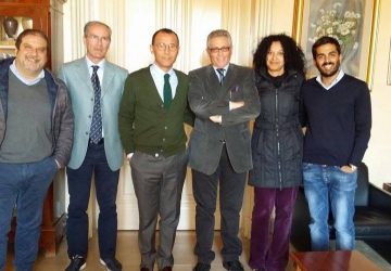 Giarre, scambio di auguri sindaco giornalisti