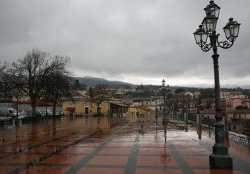 Milo, clima politico incandescente: il sindaco querela gli ex consiglieri. E loro ribattono con un manifesto