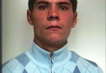 Patern&ograve;, tassista rapinato: arrestati due romeni