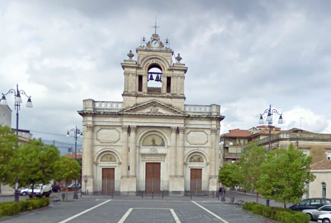 Giarre, Papa Giovanni XXIII e Carmine: solidarietà “d’eccellenza”