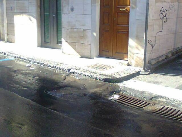 Aci Trezza, condotta idrica perde ma oggi si festeggia San Mauro